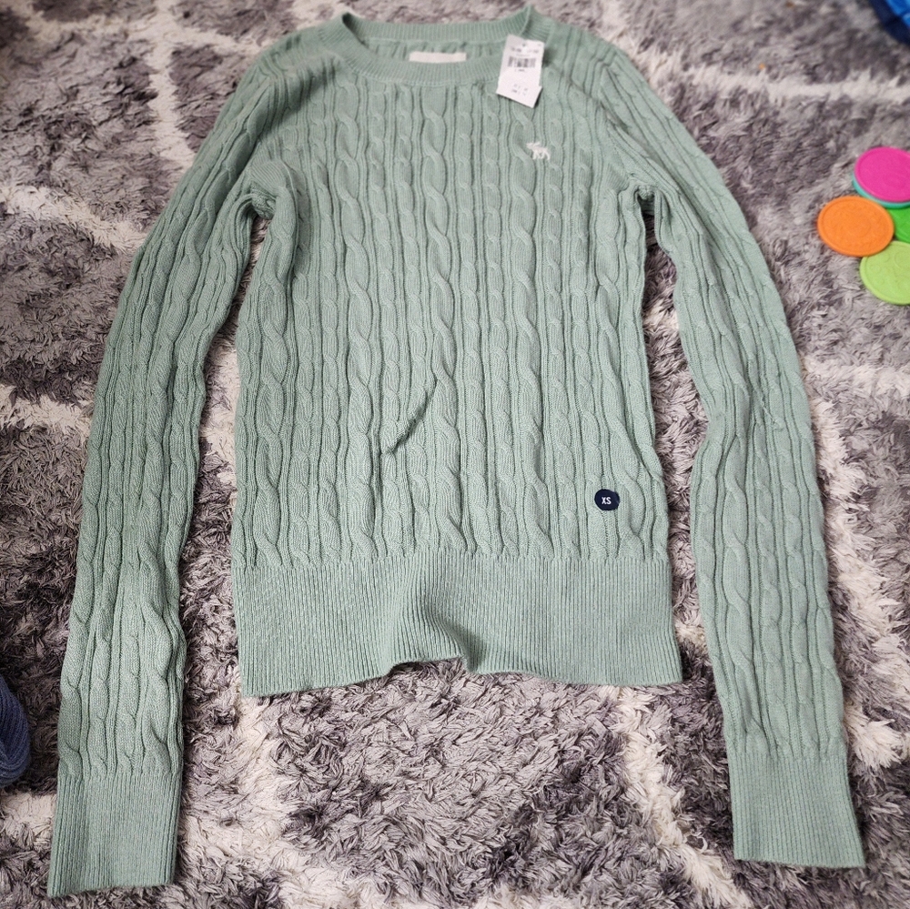 Abercrombie & Fitch Green Cable Knit Sweater
